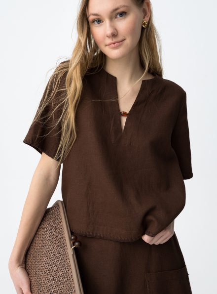 Μπλούζα με κοντο μανίκι σοκολατί